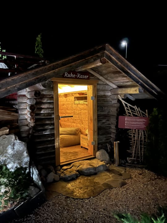 Außenansicht Almhotel Grünsteinblick