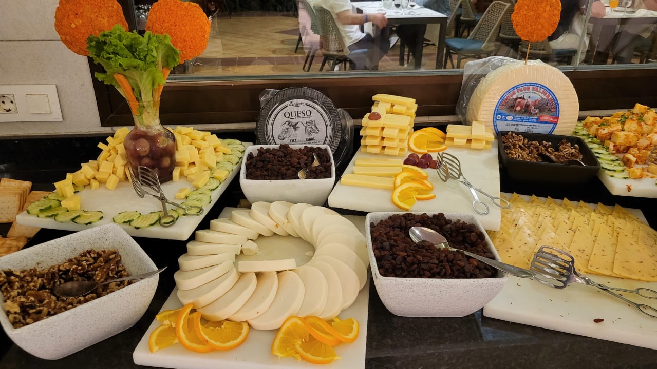 Gastro Hotel Riu Karamboa