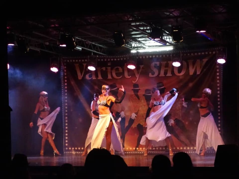 Wieczorne animacje Iberostar Waves Bellevue