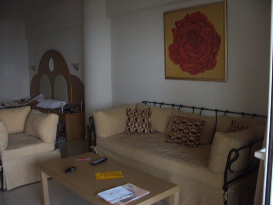 Kleiner Einblick in die Suite Hotel Kalithea Horizon Royal