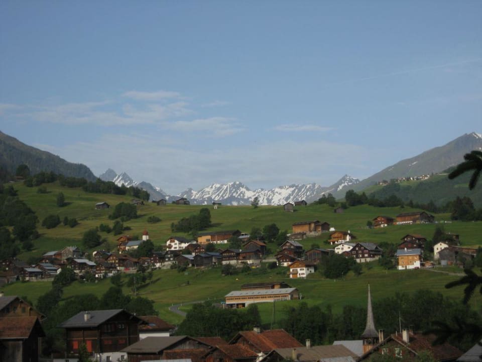 Ausbllick von der Terrasse Hotel Ustria Plaun Fravgia
