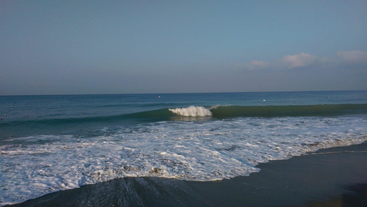 30 Club Turtas Beach Hotel