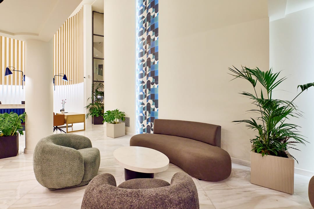 Lobby Paralos Kosta Alímia
