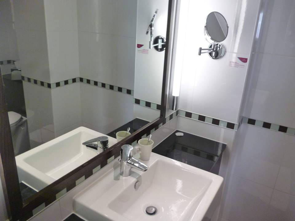 Łazienka Crowne Plaza London - Gatwick Airport