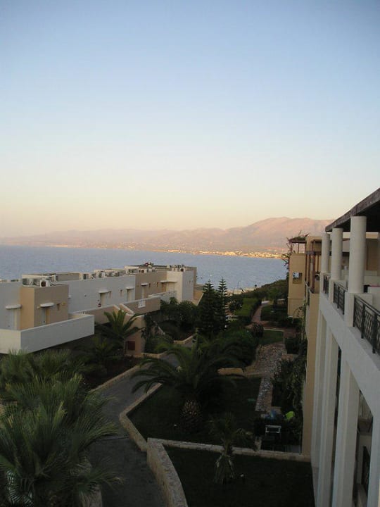 Ausblick von Balkon - Zimmer 1031 Grand Hotel Holiday Resort