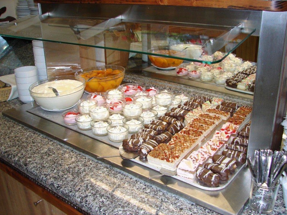 Dessert Park Hotel Golden Beach