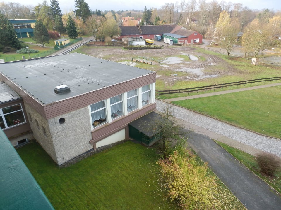 Blick aus dem Zimmer auf's Restaurante Apartmenthotel-Harz