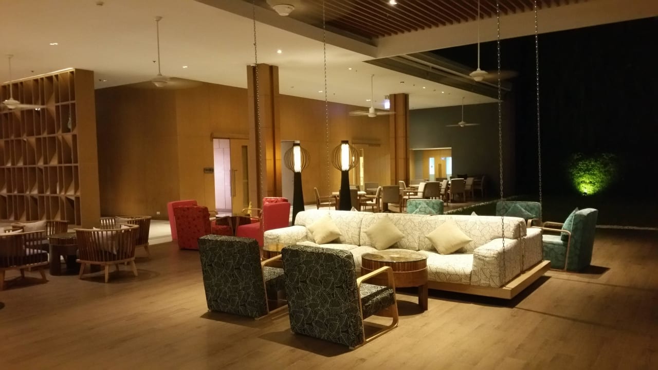 Sitzgruppe Holiday Inn Express Phuket Patong Beach Central