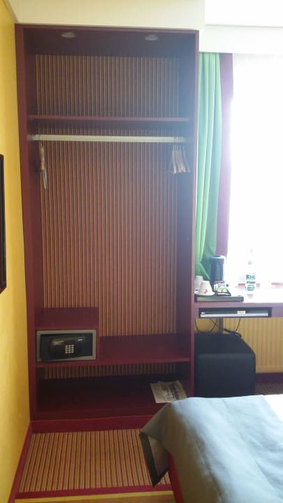 Szafa Vienna House Easy Cracow