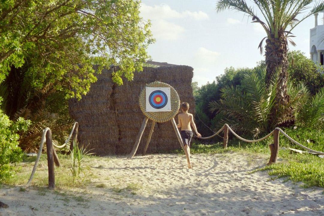 Bogenschießen Hotel Neptunia Skanes