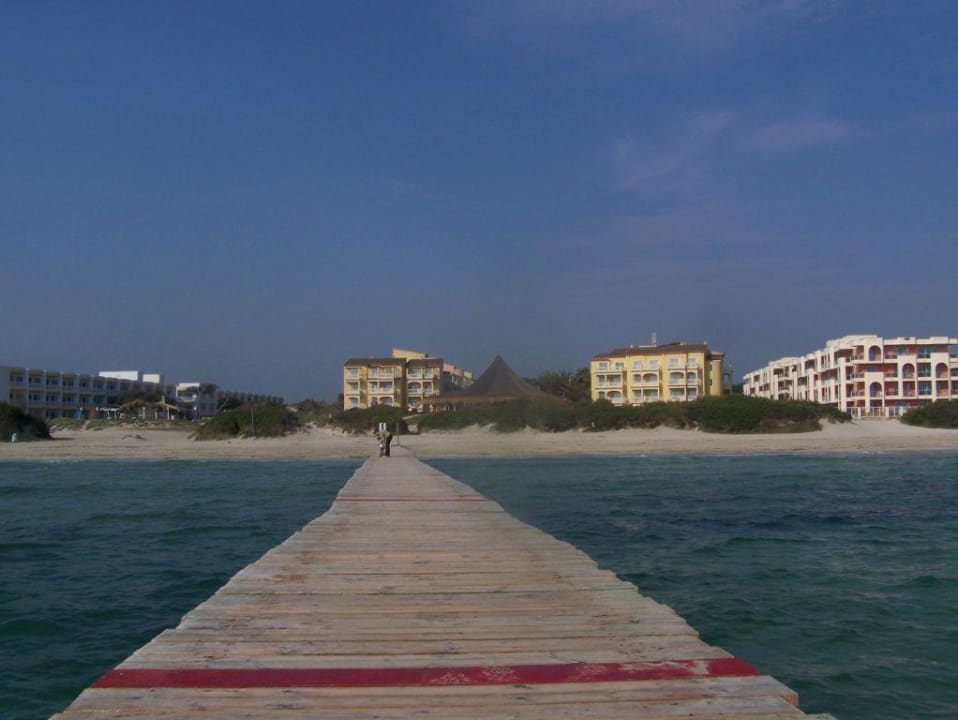 Hotel vom Strand aus Zafiro Bahia