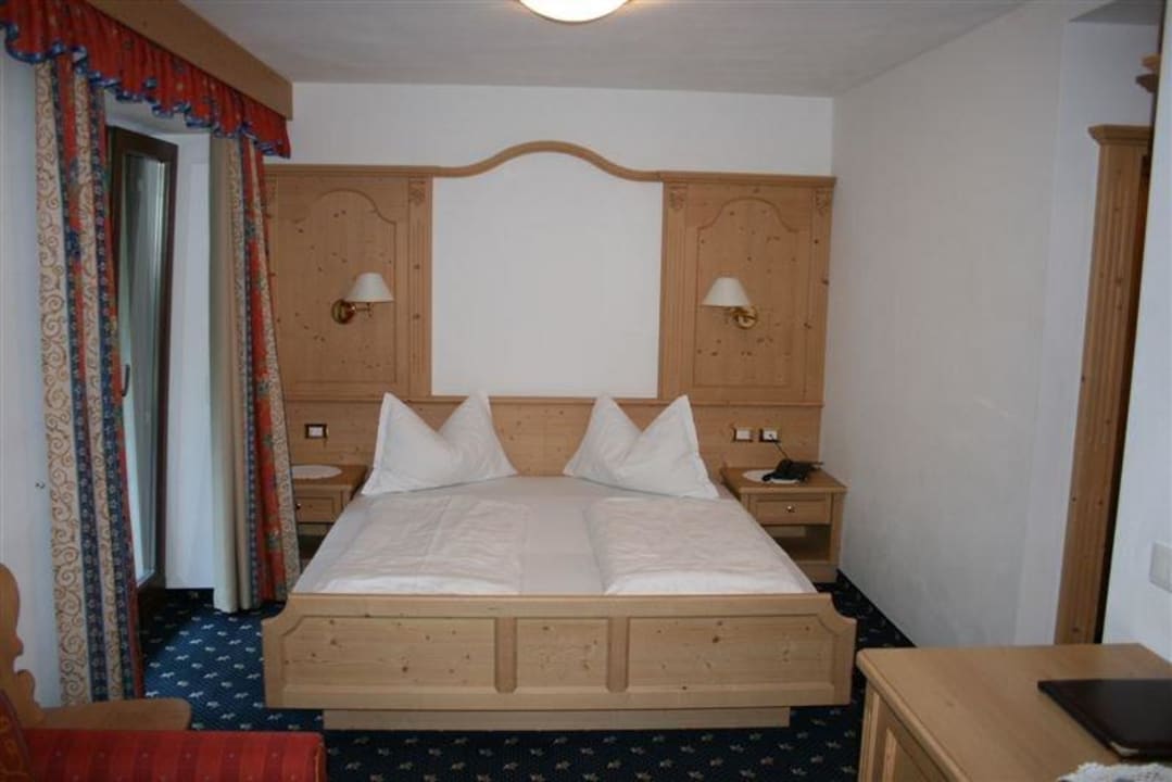 Doppelbett Hotel Niblea Dolomites