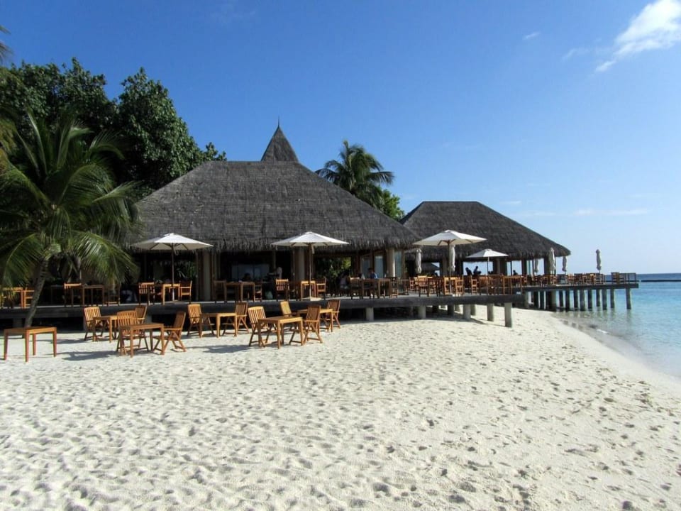 Blick auf´s Restaurant Veligandu Maldives Resort Island
