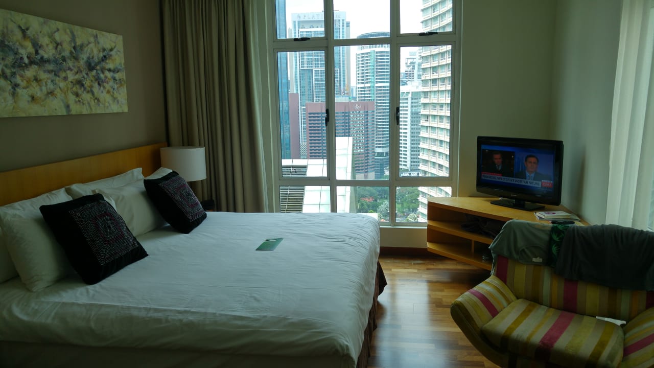 Zimmer Cormar Suites