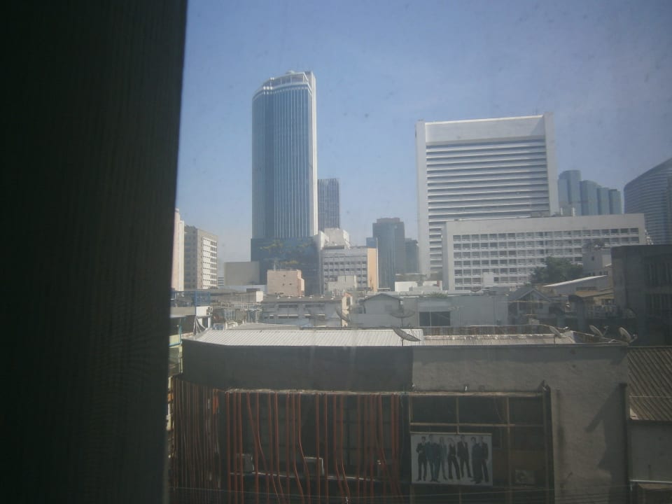 Ausblick vom Zimmer im 5. Stock The Tawana Bangkok
