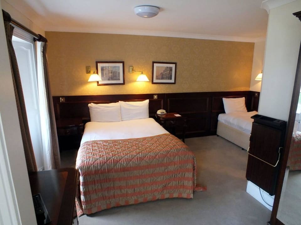 Zimmer (Golf Suiten) Finnstown Castle Hotel