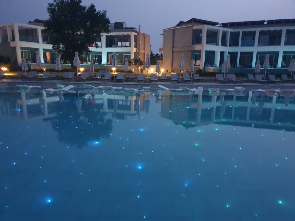 Pool Acharavi Beach Hotel