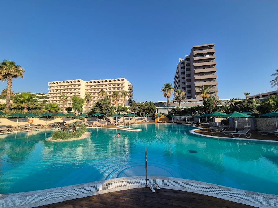 Außenansicht Esperos Mare Resort & Spa