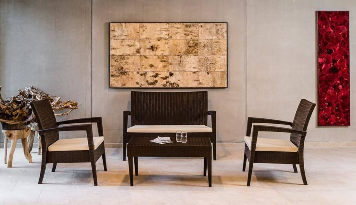 Gemütlicher Sitzbereich Almina Family & Spa