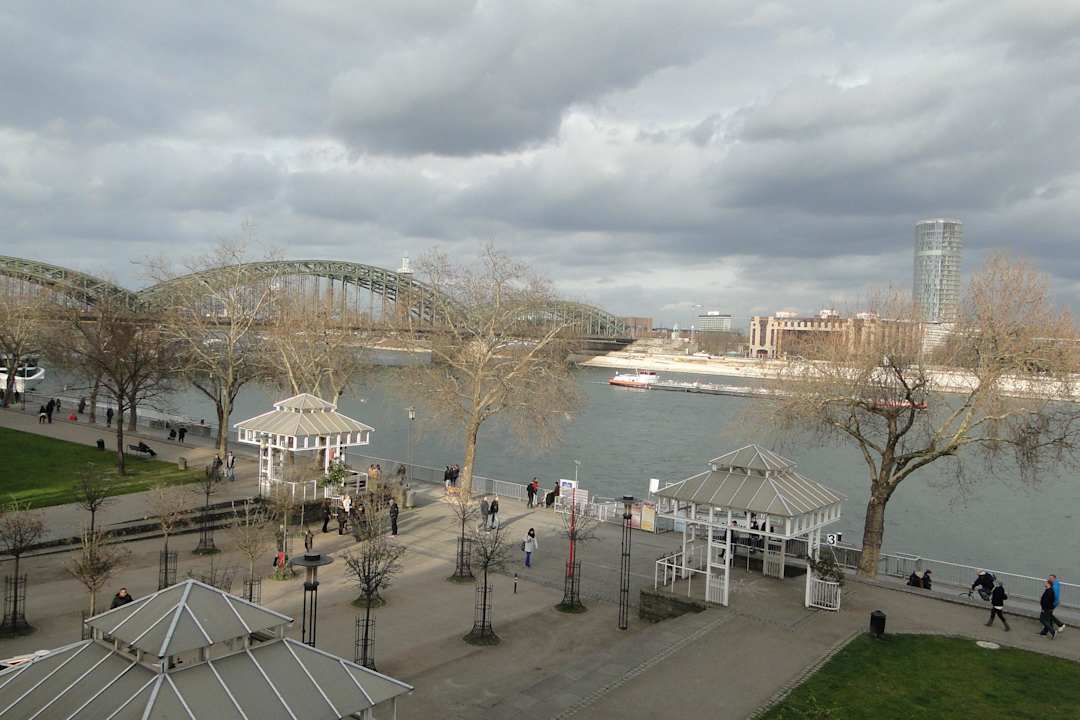 Ausblick auf die Promenade  Rhein-Hotel St.Martin