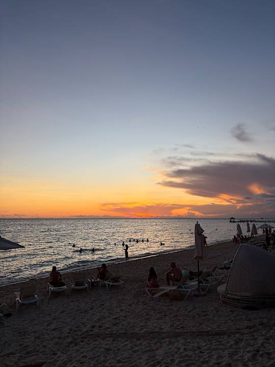 Strand Dreams Dominicus La Romana