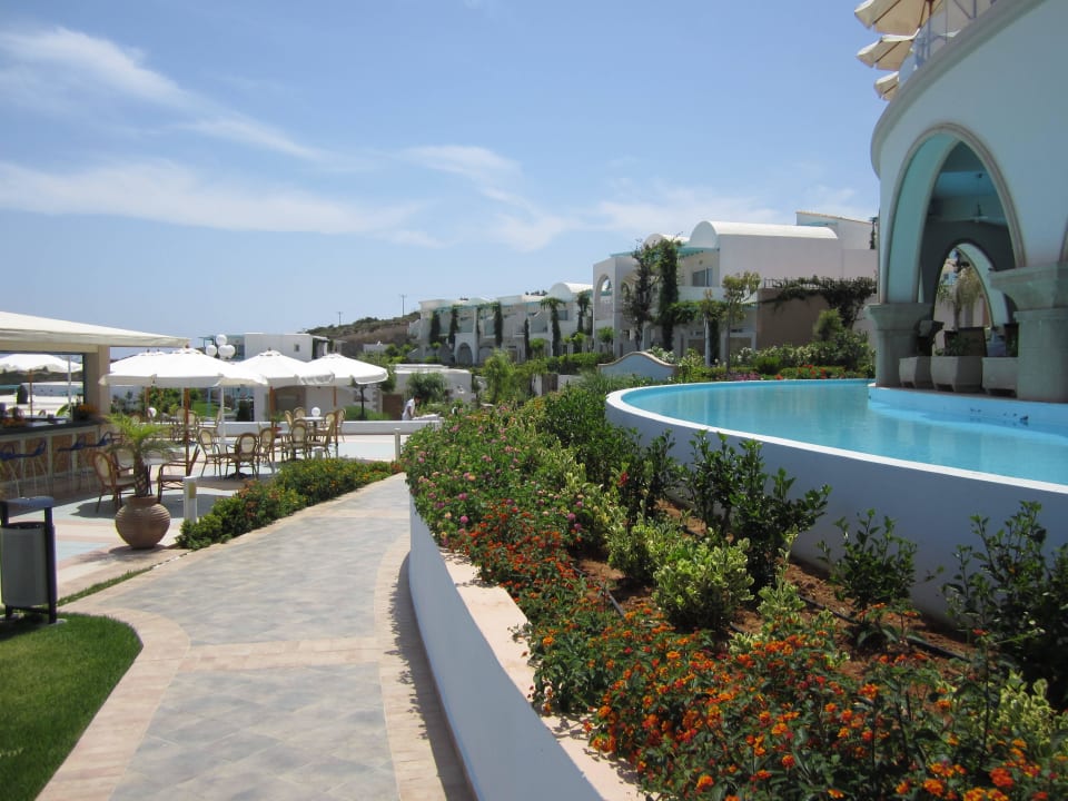 Weg zwischen den Pools Atrium Prestige Thalasso Spa Resort & Villas