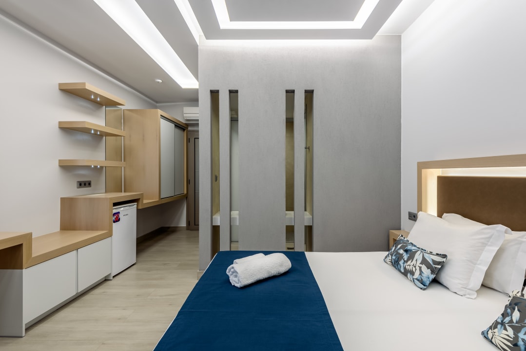 Zimmer Hotel Marinos Beach