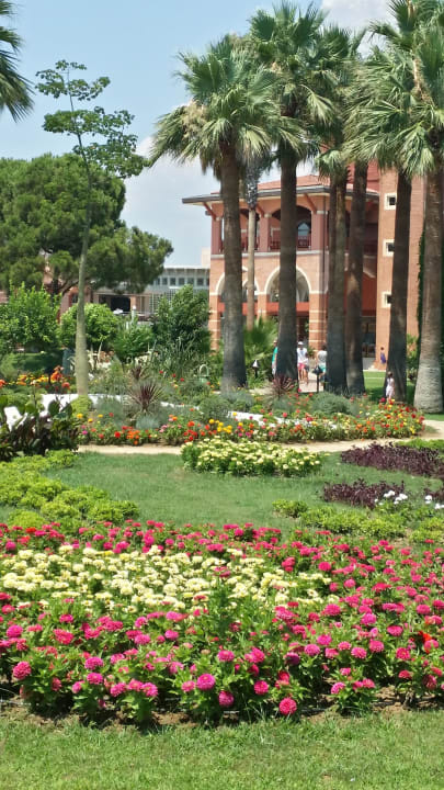 Blumen und Pflanzen überall Megasaray Club Belek