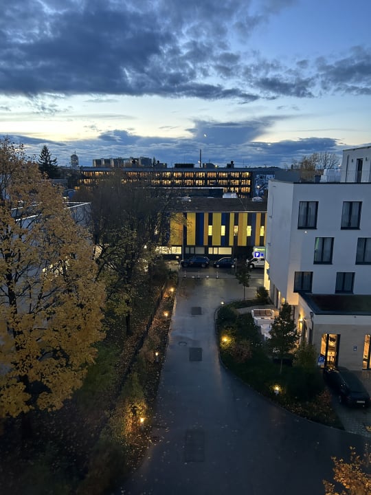 Außenansicht Holiday Inn Express Munich - City East