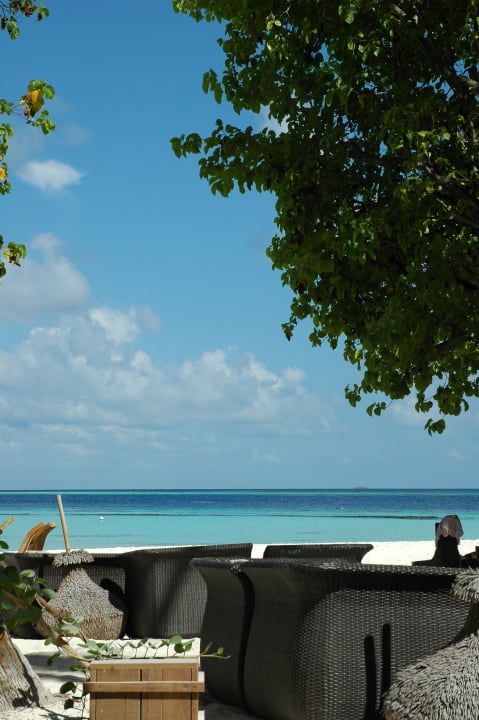 Totem Bar Constance Moofushi Maldives