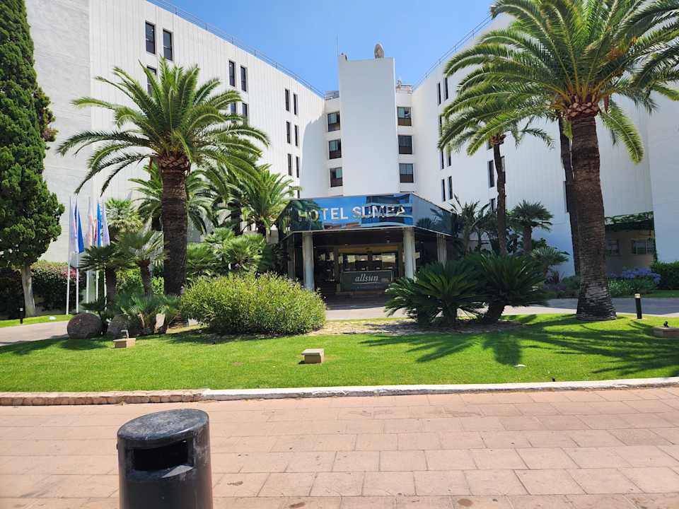 Außenansicht allsun Hotel Sumba