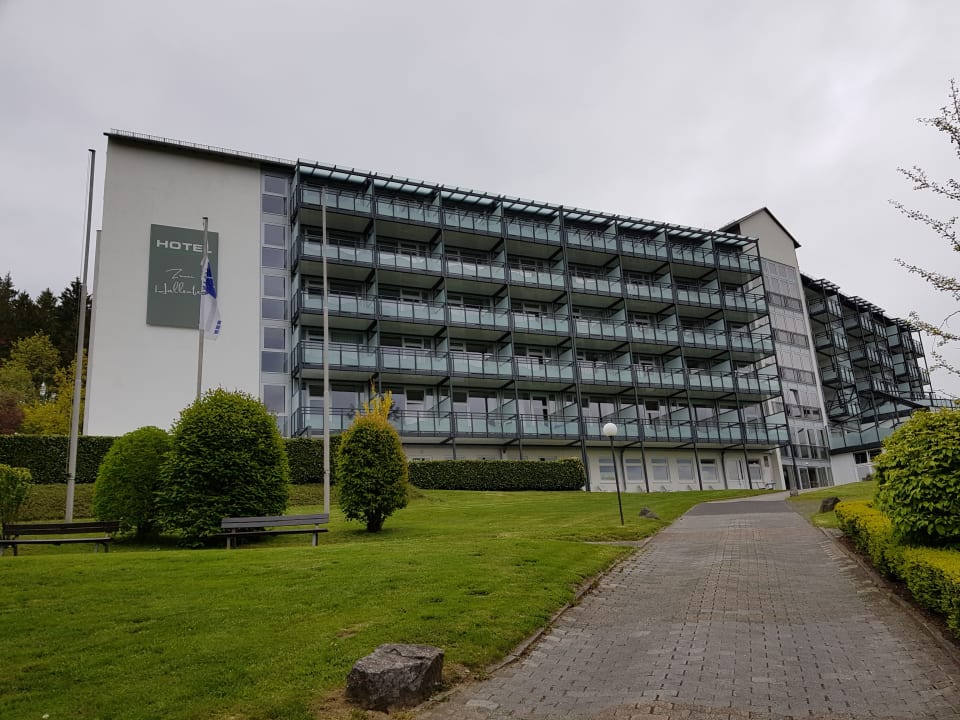 Außenansicht Hotel zum Hallenberg