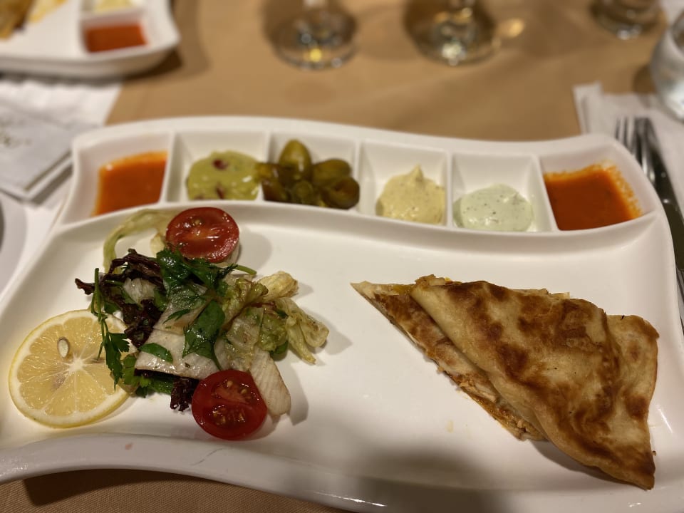 Gastro Xanadu Resort Hotel