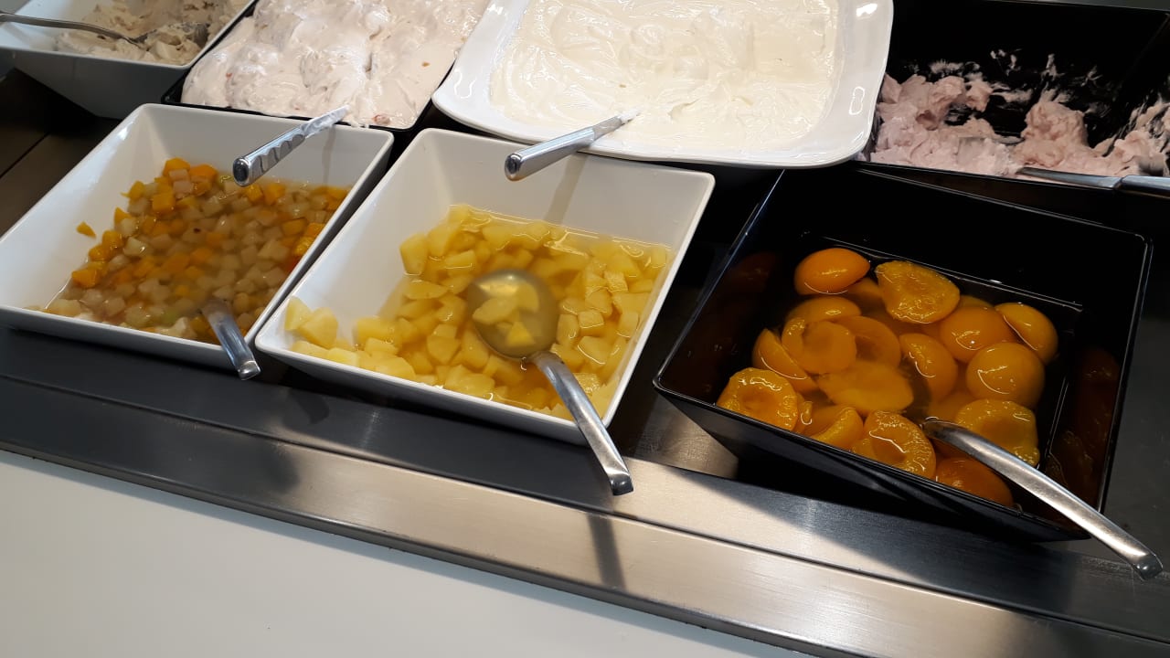 Gastro Olympian Bay Grand Resort