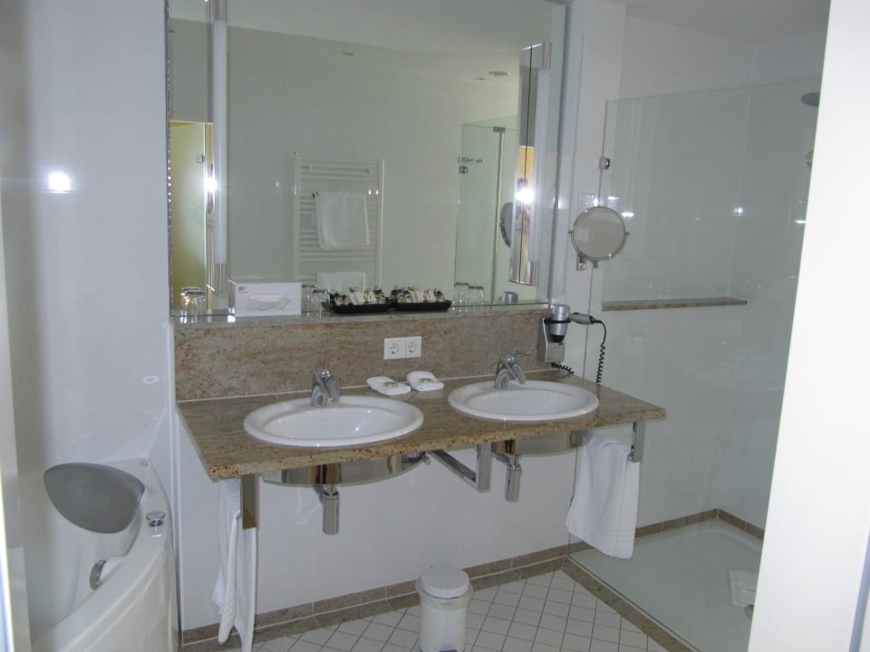 Bad  Waldhotel Tannenhäuschen