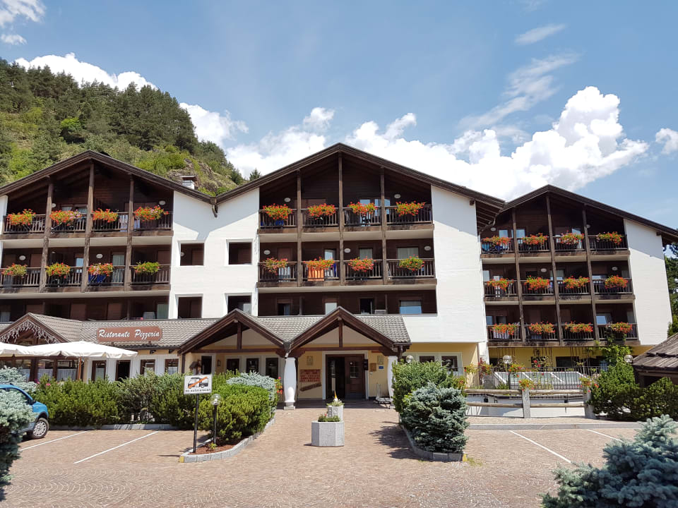 Außenansicht Residence Aparthotel Des Alpes