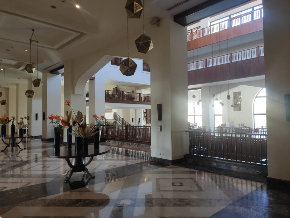 Lobby Steigenberger Aqua Magic