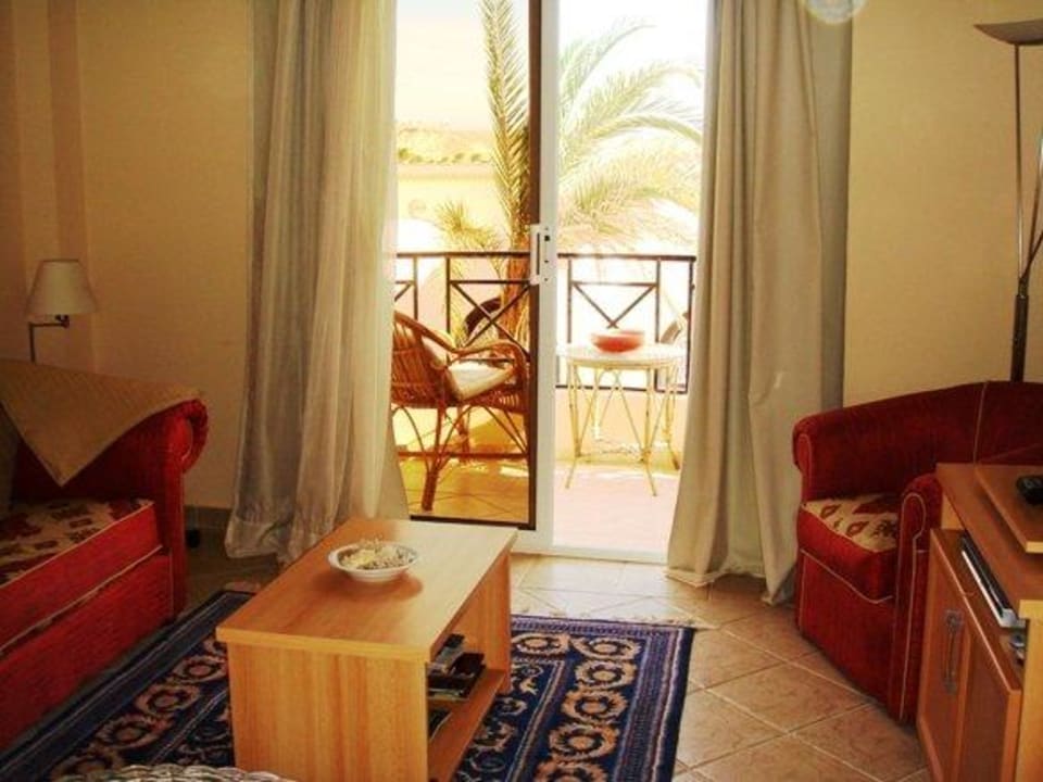 1 bedroom apartment Palm Beach Piazza Apartments