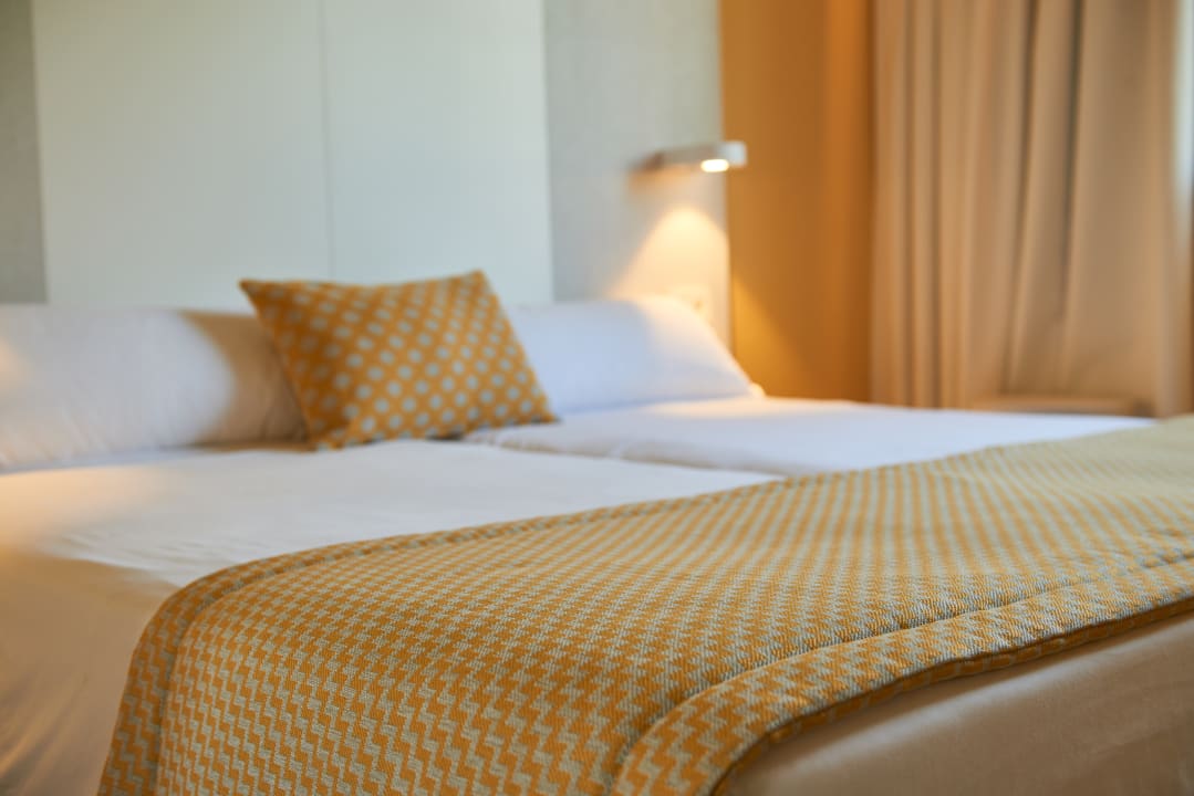 Zimmer Protur Vista Badia Aparthotel