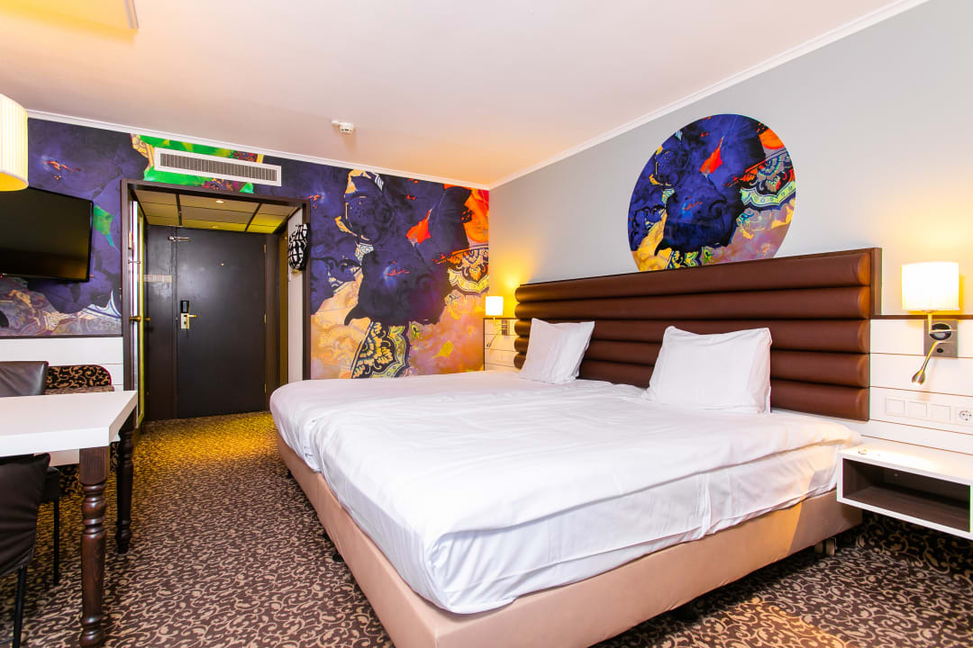 Zimmer Golden Tulip Hotel Central