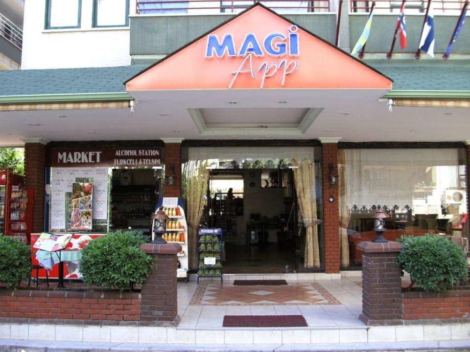Front of magi Magi Apart Hotel