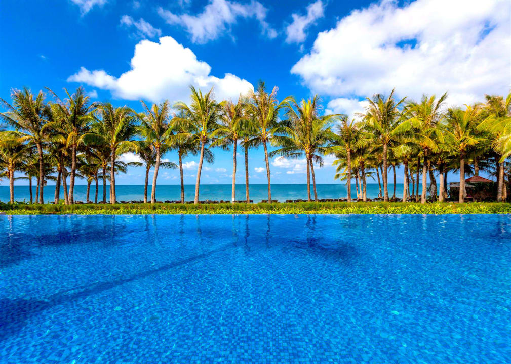 Pool Salinda Resort Phu Quoc Island