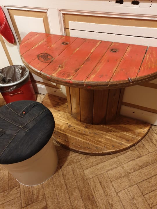 Zimmer Alles Paletti Karls Upcycling Hotel