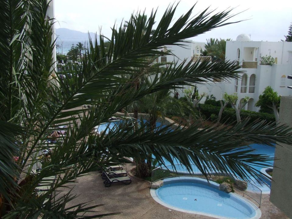 Blick zum Pool Hipotels Bahia Grande