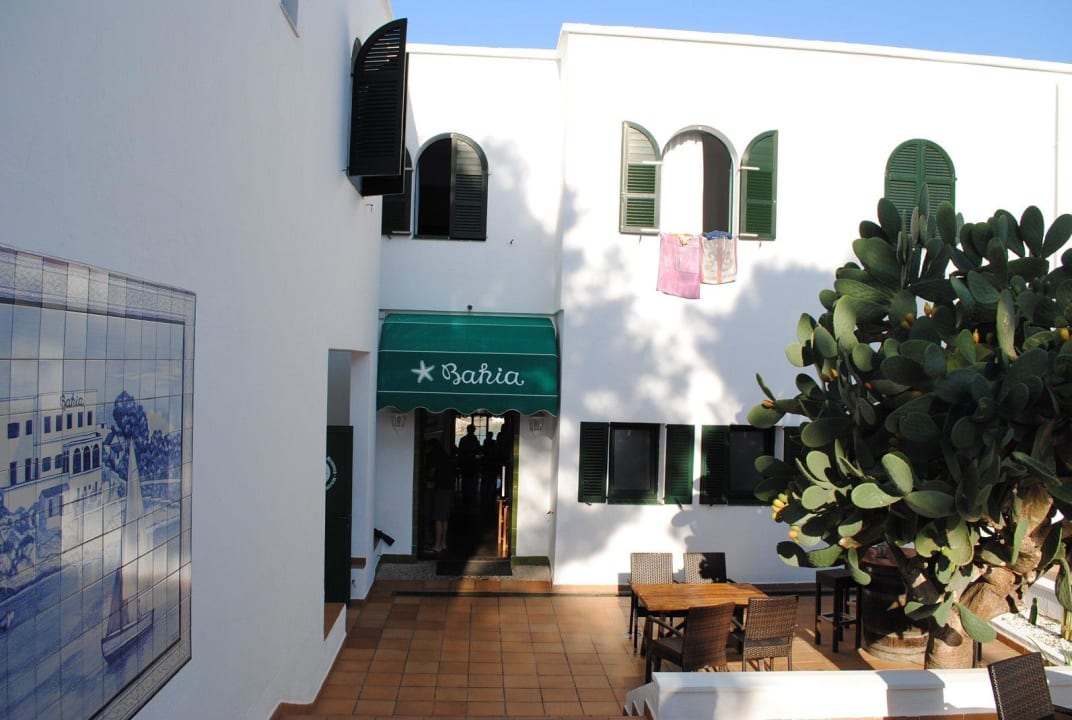 Eingang zum Hotel vom Innnhof aus Hotel Bahia
