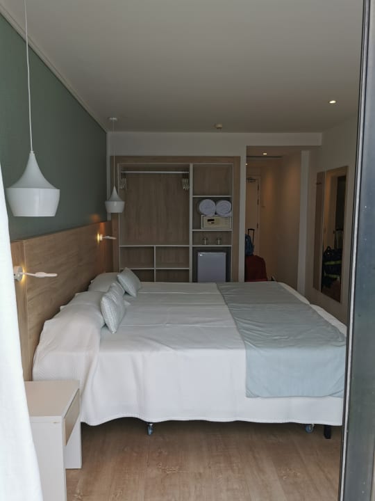 Zimmer HSM Regana - Adults Only