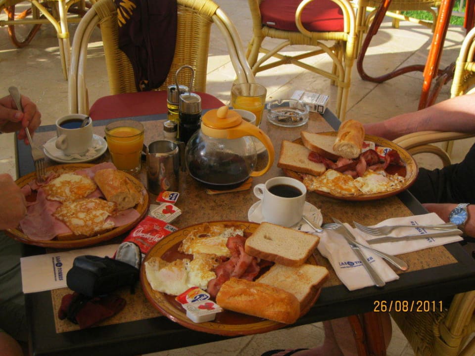 Frühstück Cabot Tres Torres Apartaments