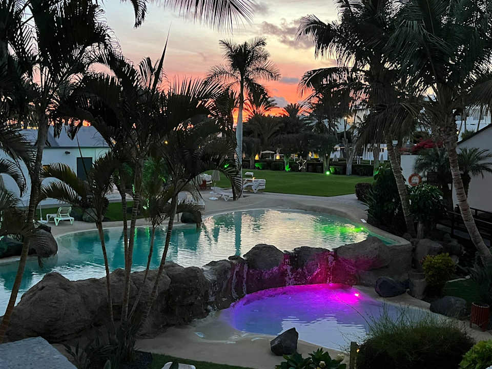 Gartenanlage R2 Romantic Fantasia Suites - Adults only