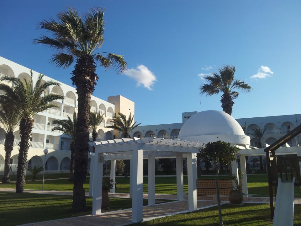 Garten El Mehdi Beach Resort