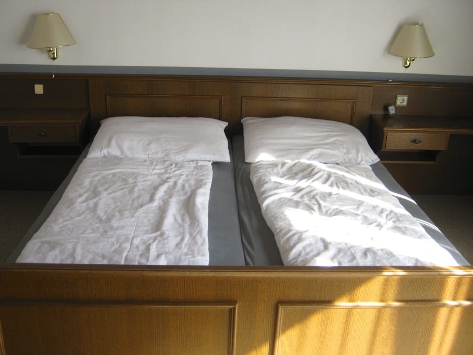 Das Doppelbett Dahoam by Sarina - Hotel & Suites